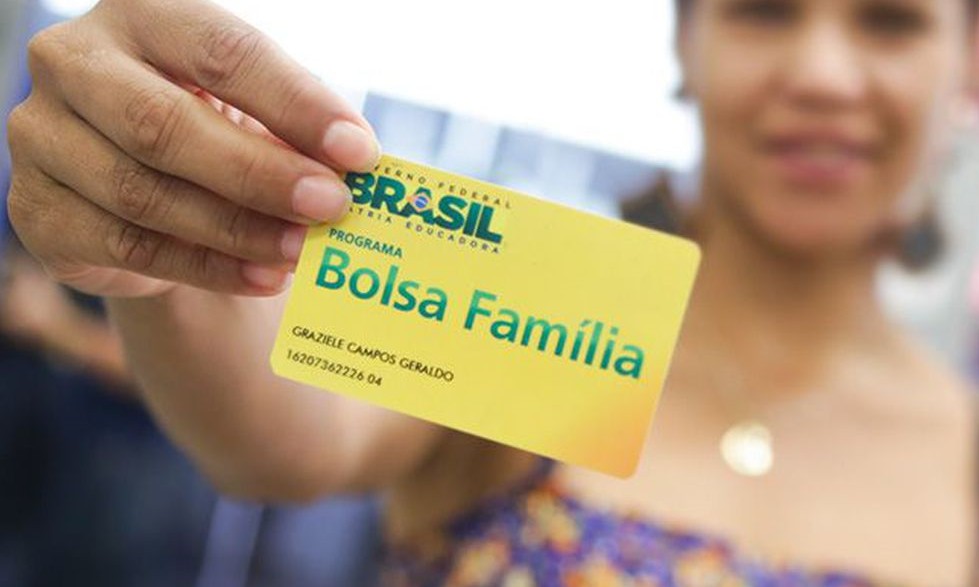 Governo retira 1,3 milhão de beneficiários do Programa Bolsa Família