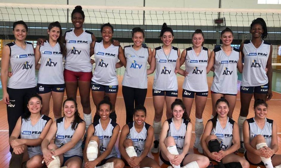 Em Curitiba, vôlei feminino FEAC/Franca estreia na Superliga B neste sábado