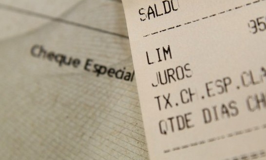 Limite de juros para cheque especial começa a valer nesta segunda-feira, 06