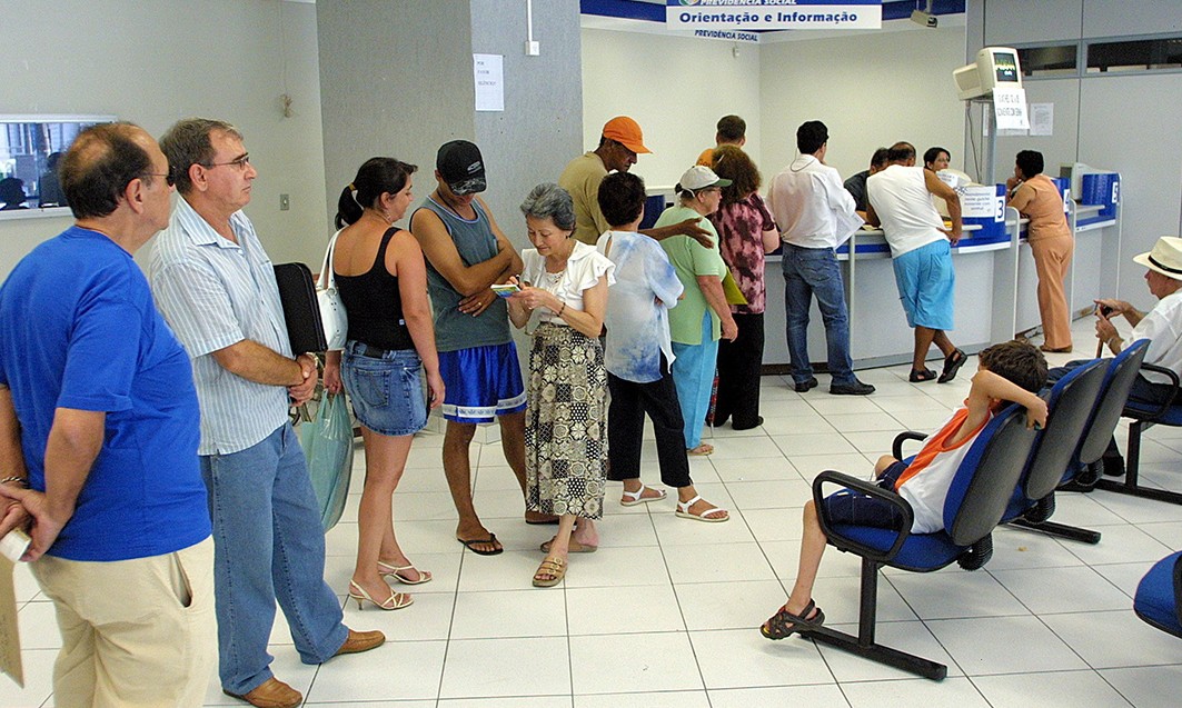 INSS divulga idade mínima para obter aposentadoria a partir deste ano