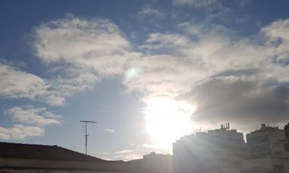 Sexta, 21, deve ter céu aberto em Franca; Pancadas de chuva podem cair à tarde