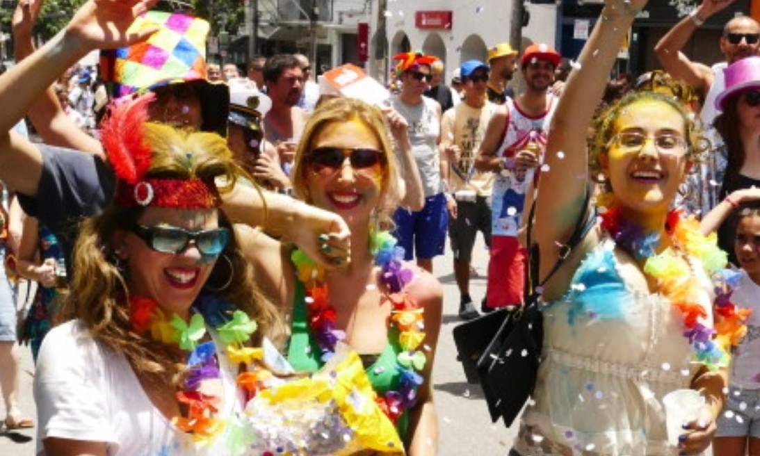 Quer emendar no Carnaval? Saiba como cair na folia sem sofrer desconto no salário