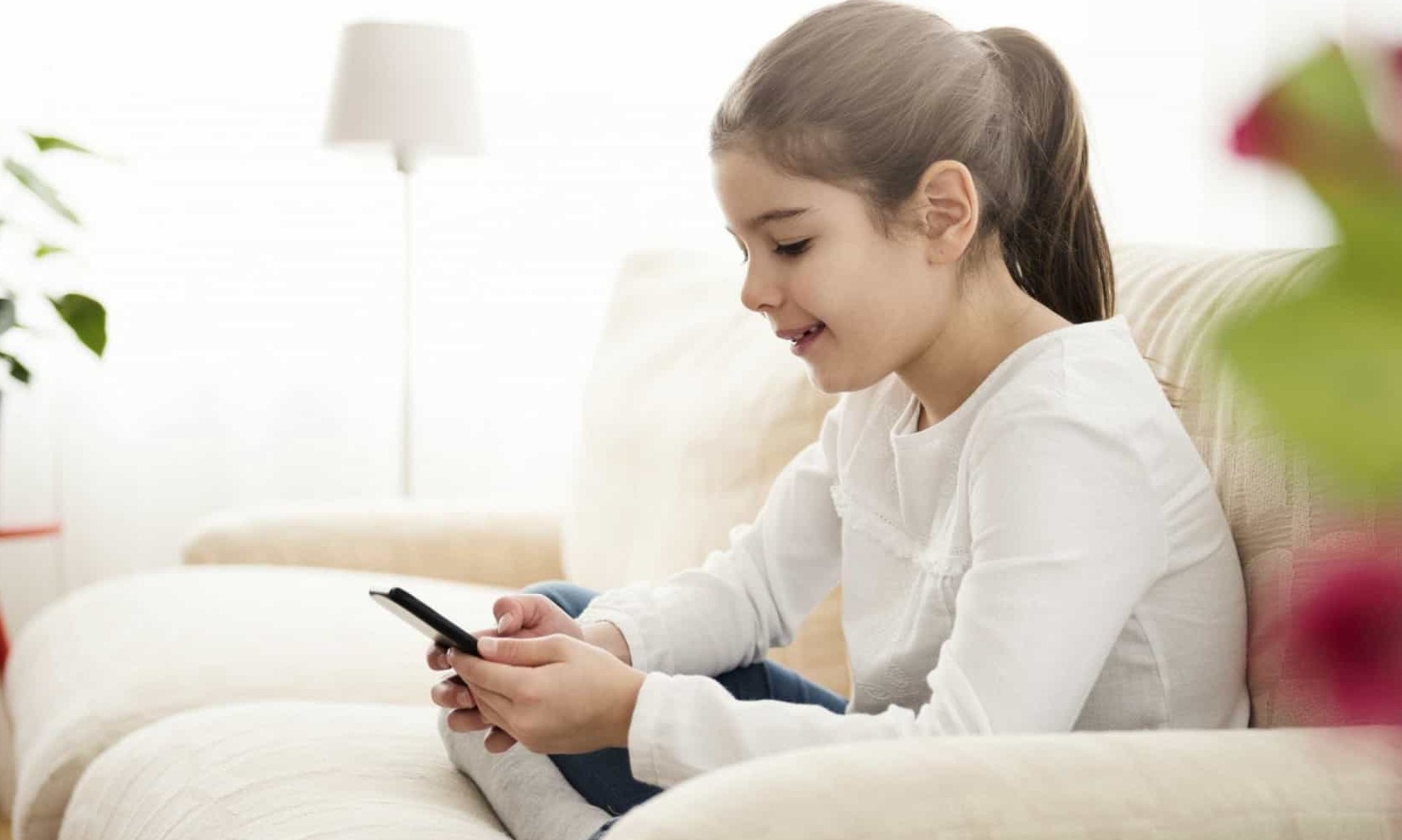 Facebook considera permitir que pais vigiem conversas dos filhos