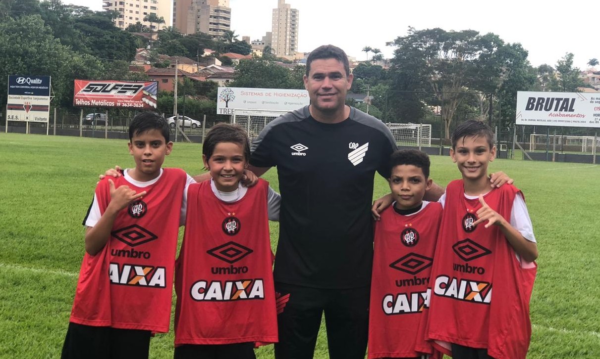 Inter de Franca faz seleção e vira exportador de jovens talentos do futebol