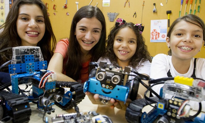 “Meninas SuperCientistas”: projeto estimula carreira científica entre as alunas