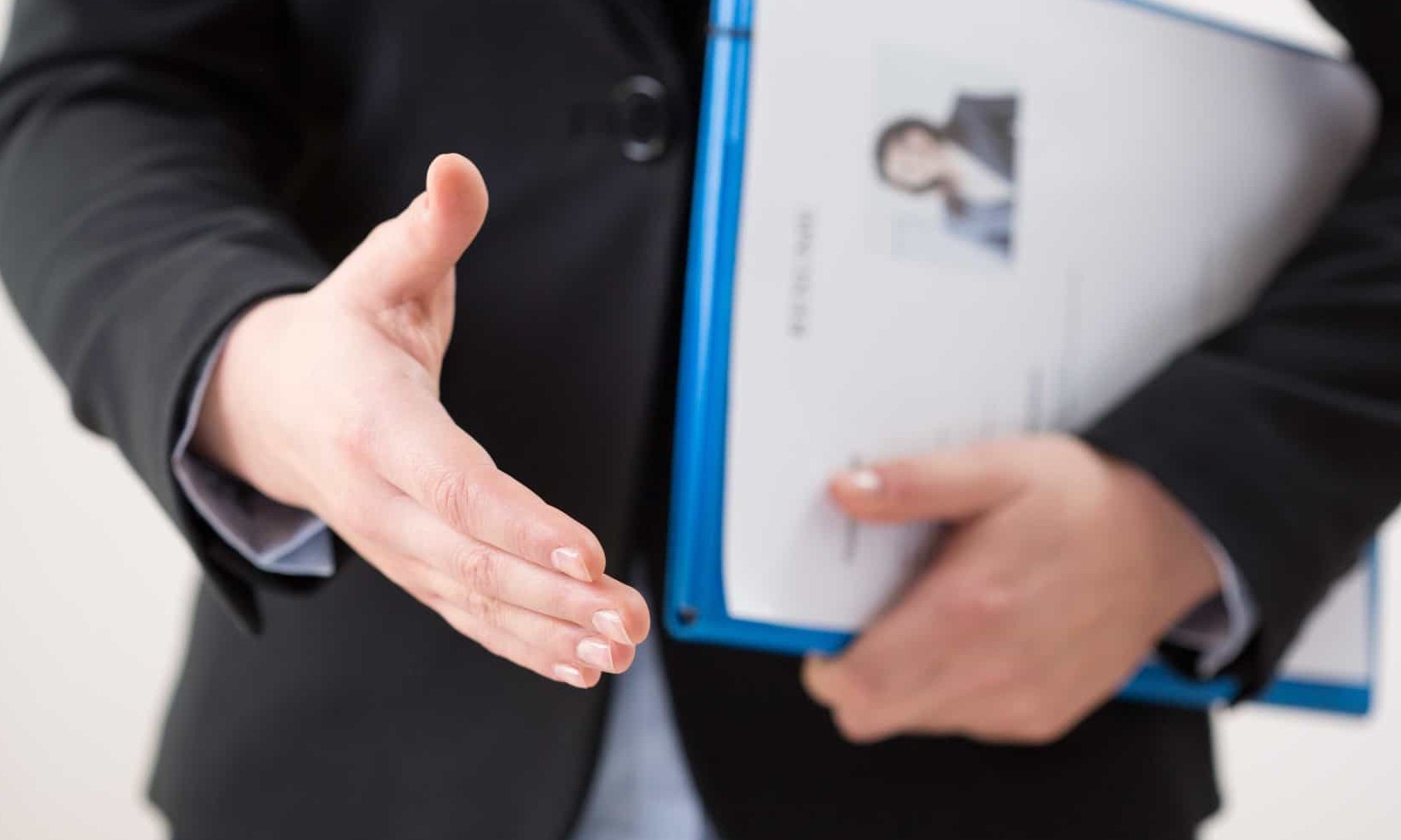 Cinco dicas para turbinar o seu currículo para as boas vagas de emprego