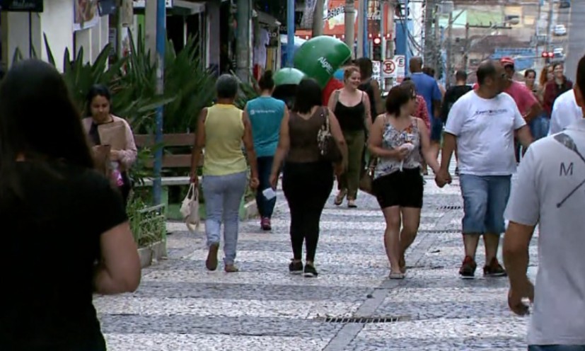 Carnaval: Lojas de Franca funcionarão em horário normal até segunda-feira, 24
