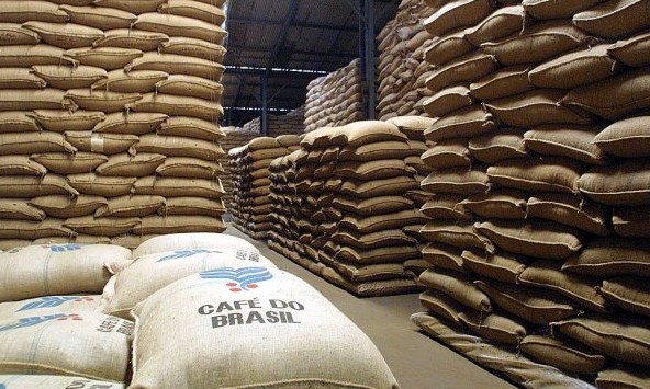 Preço do café arábica dispara e sobe quase R$ 69 por saca em fevereiro