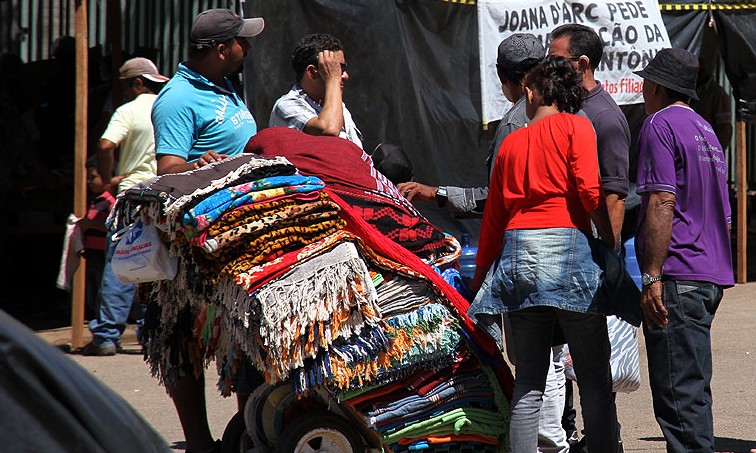 Desemprego diminui em 2019, mas informalidade bate recorde no Brasil