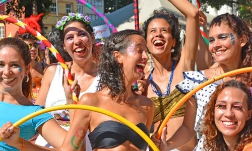 Carnaval: Quase metade das brasileiras já sofreu assédio ou importunação sexual