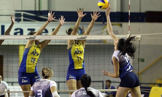 Equipe de vôlei feminino de Franca vence o primeiro jogo na Superliga B