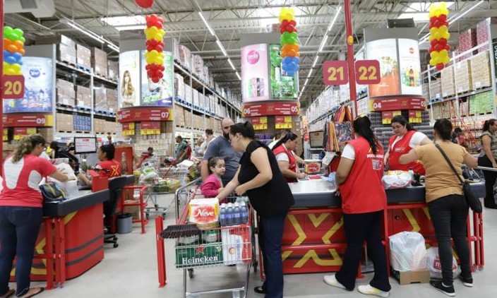 Maxxi Atacado abrirá 131 vagas para vários cargos onde era o Walmart Franca