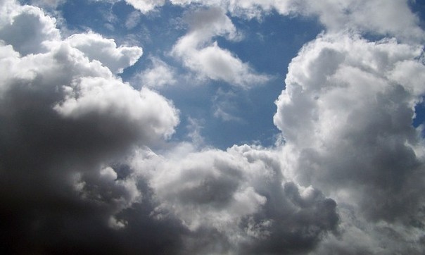 Franca tem tempo instável, com calor e pancadas de chuva nesta segunda, 03