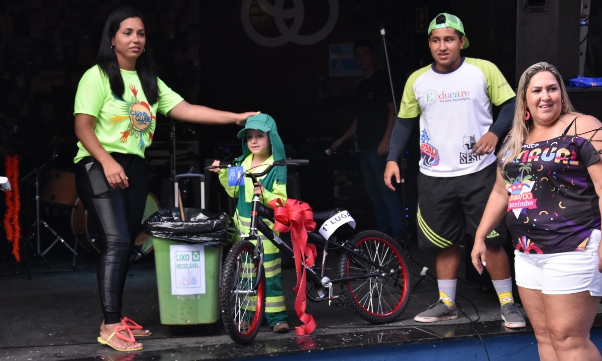 ​Clube Castelinho realiza concurso infantil de fantasias de Carnaval
