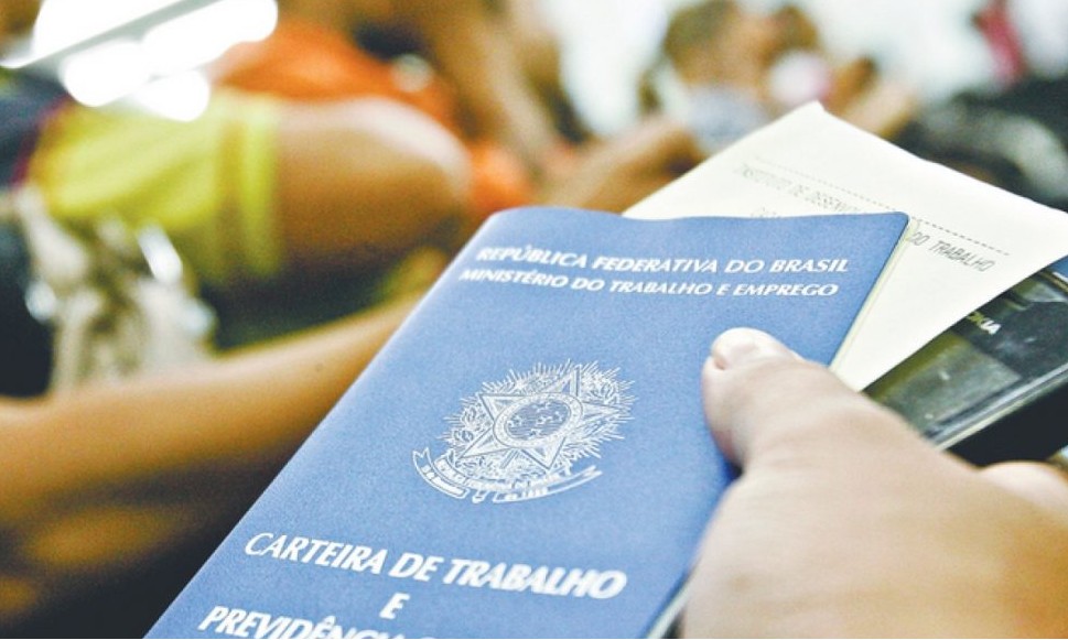 Emprego: Com educação ruim, falta trabalhador qualificado e sobram vagas