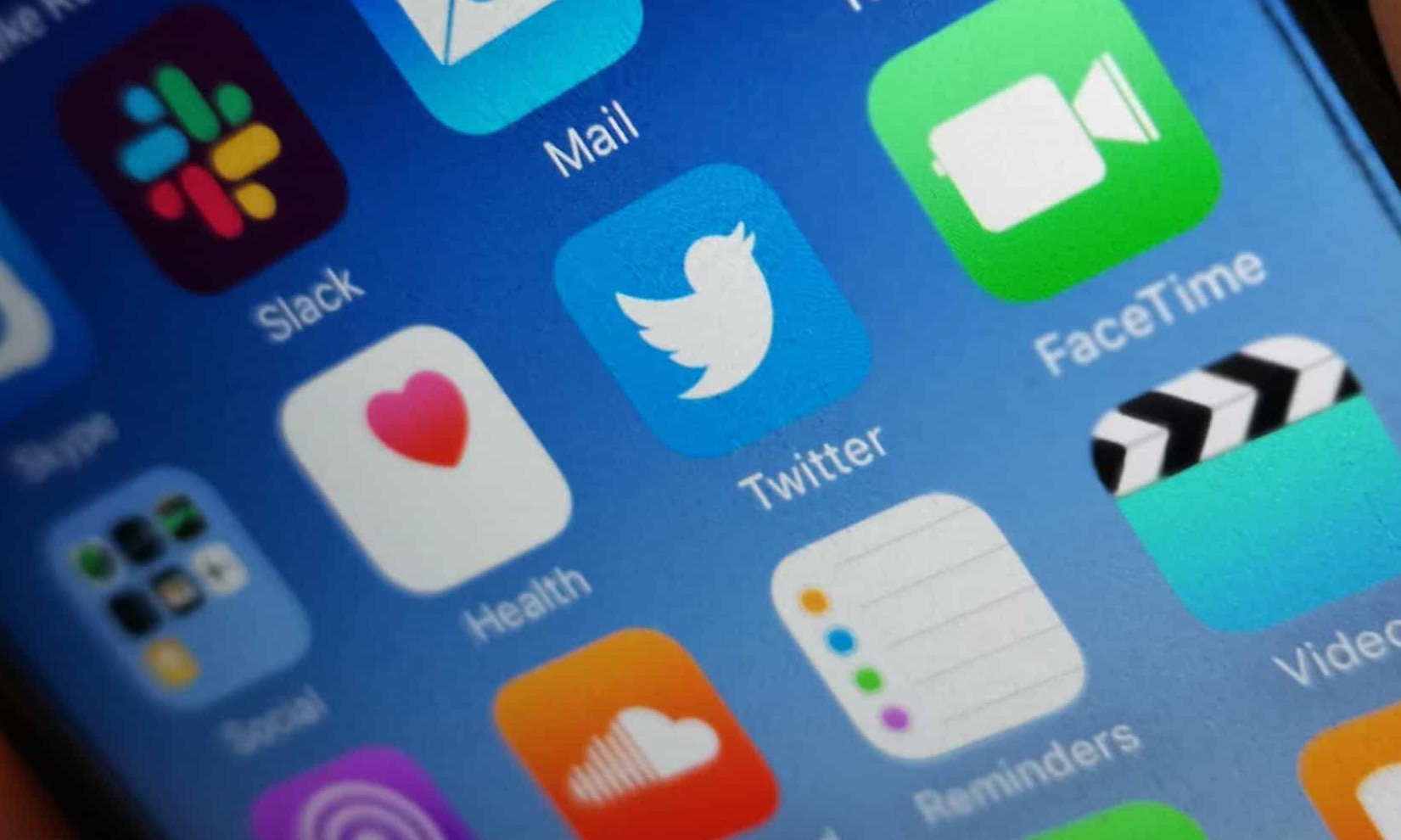 Twitter anuncia nova política contra conteúdos manipulados e fakes