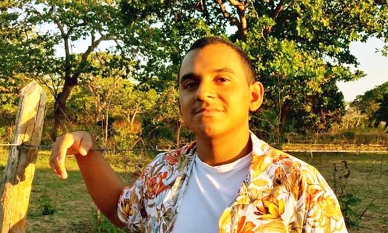 Jovem morador no campo, que viajava 100 km para estudar, passa em medicina