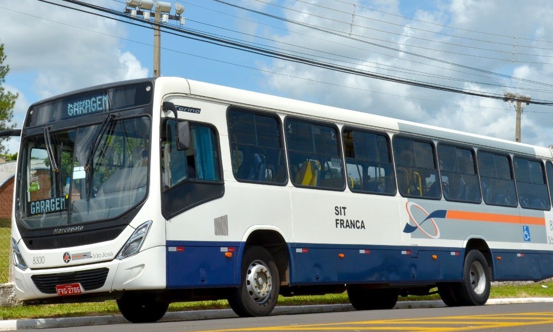 Passageiros da São José reclamam dos atrasos e da falta de mais linhas