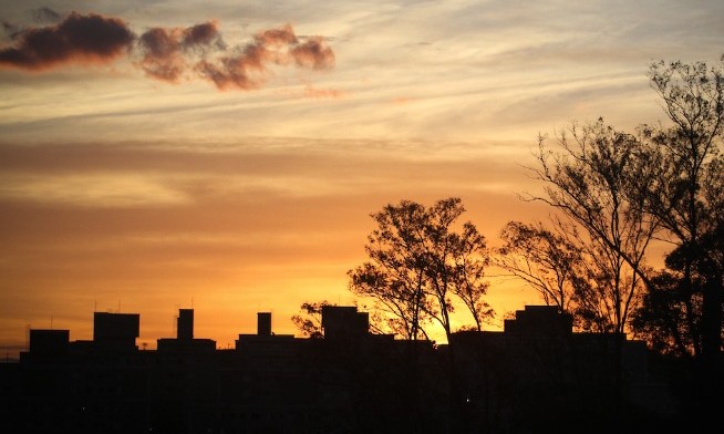 Domingo, 08, amanhece com sol em Franca, mas pode chover a partir das 12h