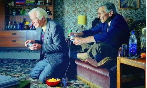Jogos interativos ajudam na fisioterapia, na memória e sociabilidade de idosos