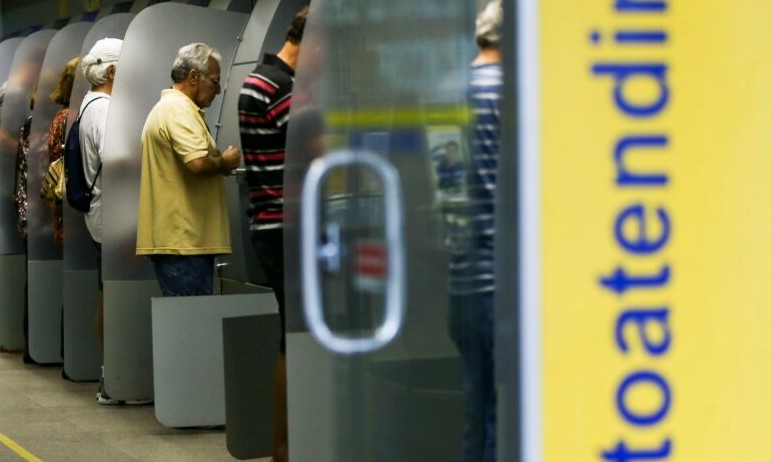 Caixa e Banco do Brasil restringem atendimento presencial: Veja como será