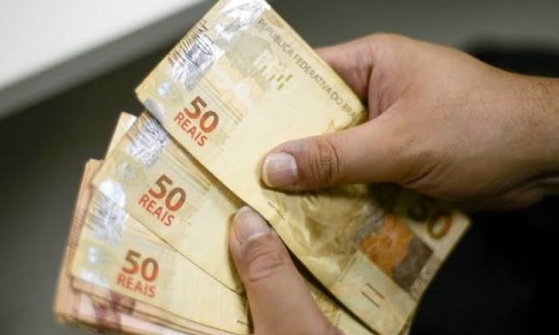 Aposentados e pensionistas terão 50% do 13º salário antecipado a partir de abril
