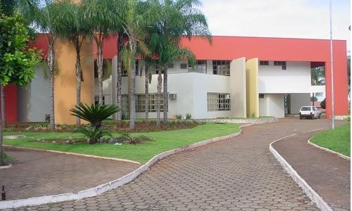 Prefeitura de Frutal (MG) seleciona profissionais: Salários até R$ 6.106,84
