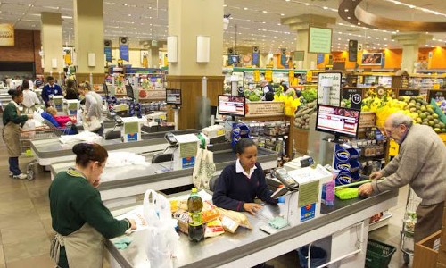 Supermercados abrem 10 mil vagas: demanda aumentou na quarentena
