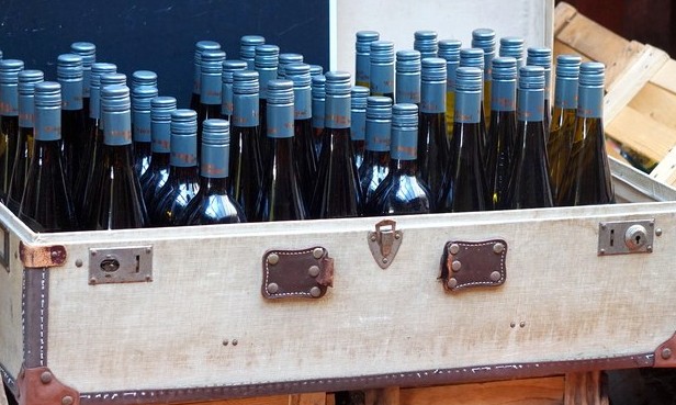 Enoturismo: qual a melhor forma e mais segura de transportar vinho na mala?