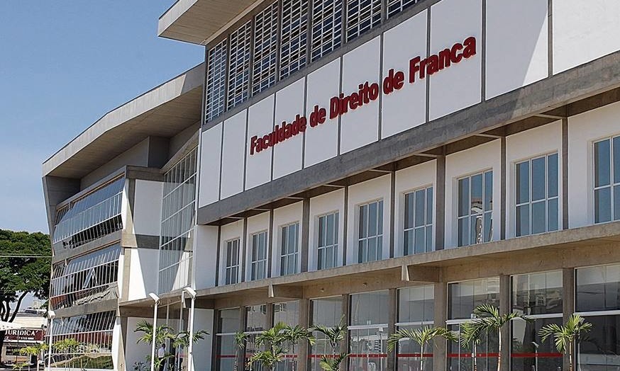 Concurso: Com salários até R$ 5.962,11, Faculdade de Direito de Franca inscreve