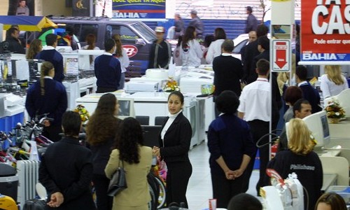 Dia do Consumidor é nova Black Friday: Casas Bahia vai parcelar em até 30 vezes