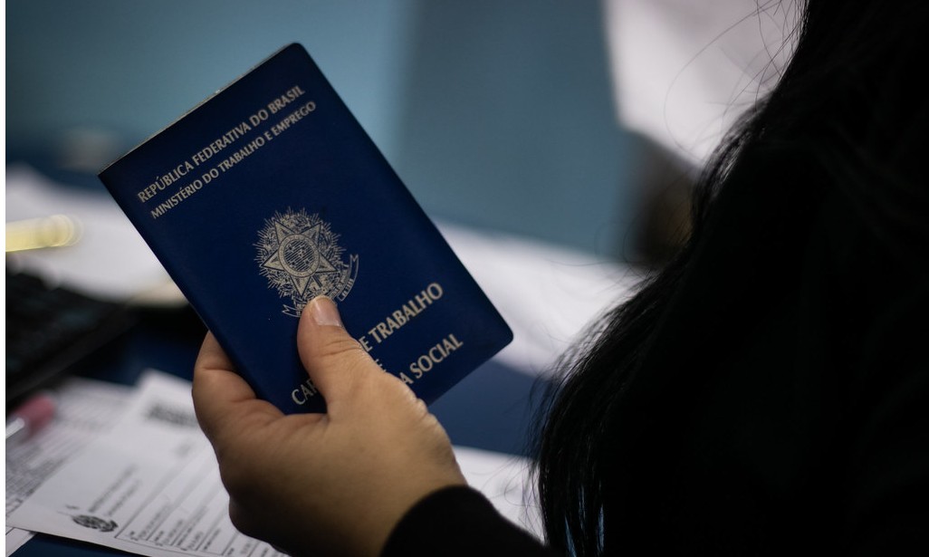 Varejistas avisam Bolsonaro: vão demitir 1/3 do quadro se as lojas não reabrirem