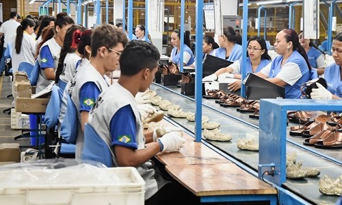 Abicalçados trabalha para minimizar efeitos do novo coronavírus e faz 6 pleitos