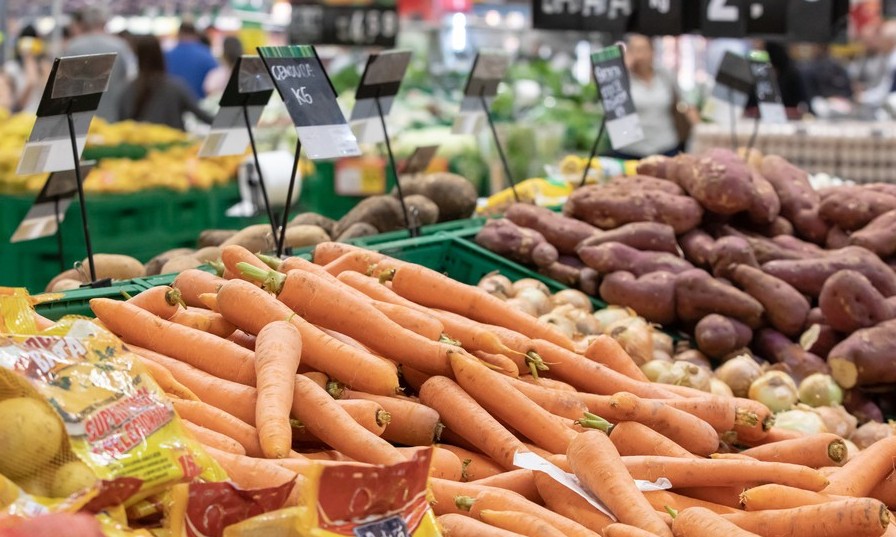 Preços de alimentos e produtos de higiene sobem e ameaçam mais vulneráveis