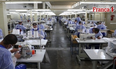 Coronavírus: presos vão confeccionar por dia 33 mil máscaras de proteção
