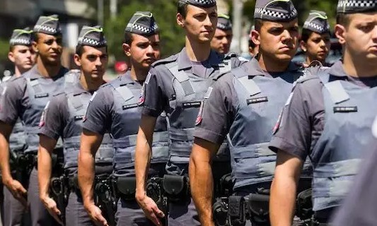 Concurso da Polícia Militar com 2.700 vagas para nível médio; Até R$3.497,00