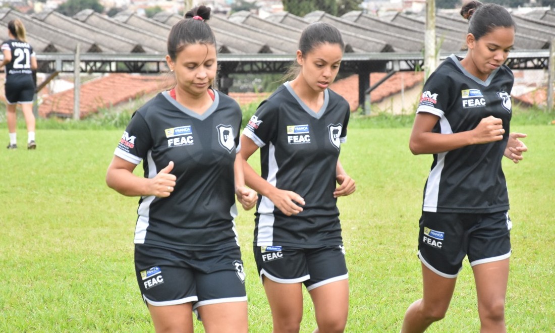Futebol feminino do Inter Franca inicia preparação para campeonato estadual