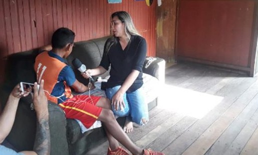 Fome: aluno pega ossada para sua família, comove as pessoas e recebe ajuda
