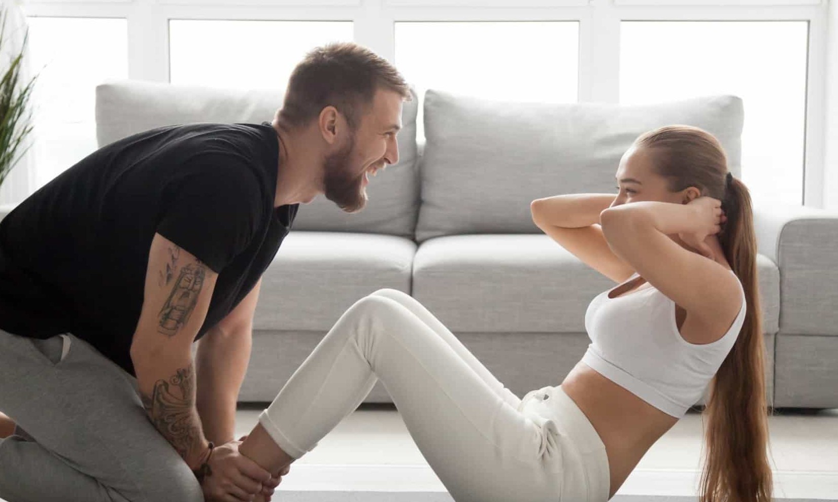 Abdominais de sonho em casa! Quantos devo fazer e com que frequência?
