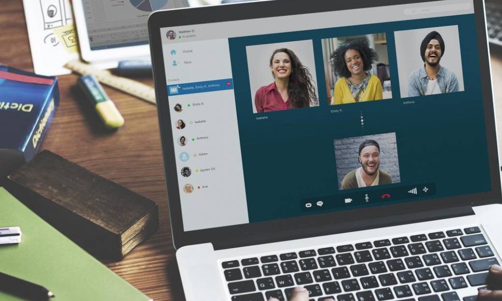 5 serviços para você realizar videoconferências com o celular ou computador