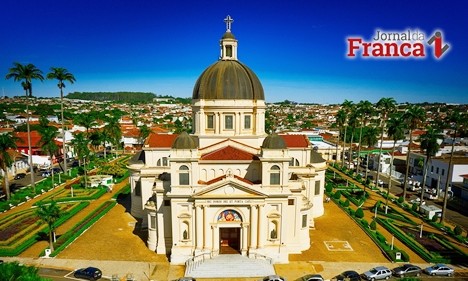 Batatais muda calendário de pagamento dos servidores municipais