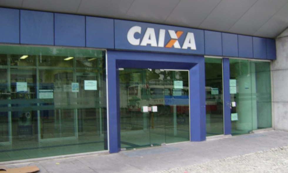 Auxílio de R$600 será pago na terça (07) para clientes da Caixa, diz Governo