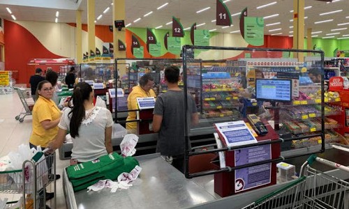 Supermercados de Franca limitam ocupação a 30% para evitar aglomeração