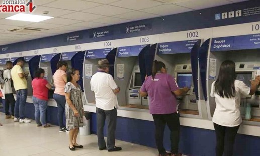 Projeto suspende até o fim deste ano as tarifas de transferências bancárias