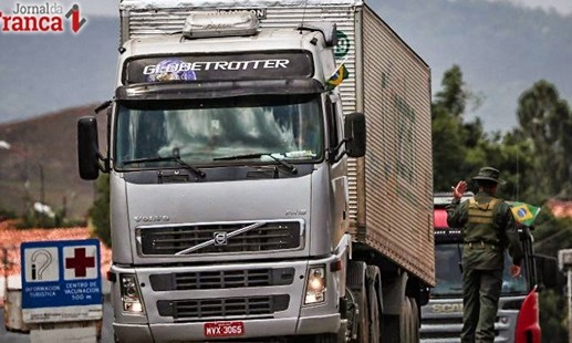 Como setor de transporte se adaptou para manter o abastecimento em ordem