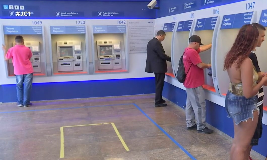 Coronavoucher: Caixa define novo calendário de saques do auxílio de R$ 600