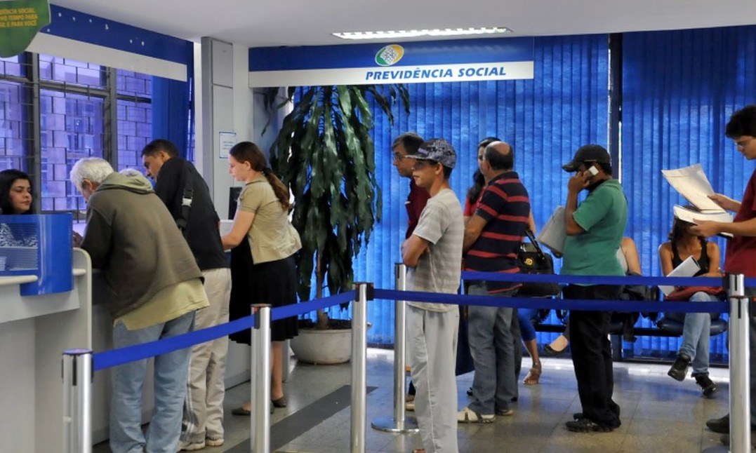 INSS publica edital de concurso para 8.230 vagas temporárias – confira aqui
