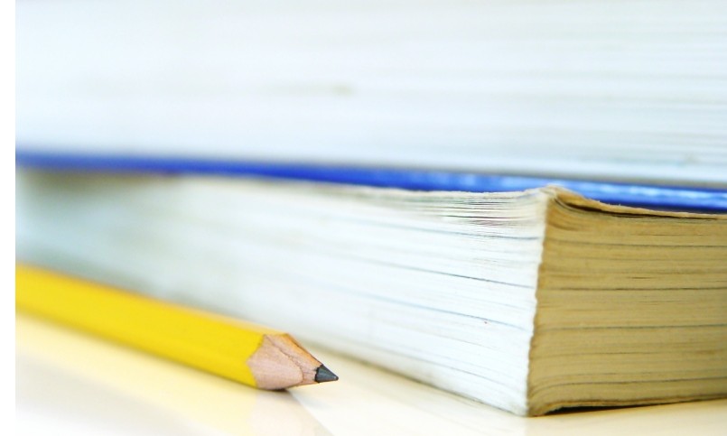 Governo de SP entrega 3,5 milhões de kits escolares para aulas em casa