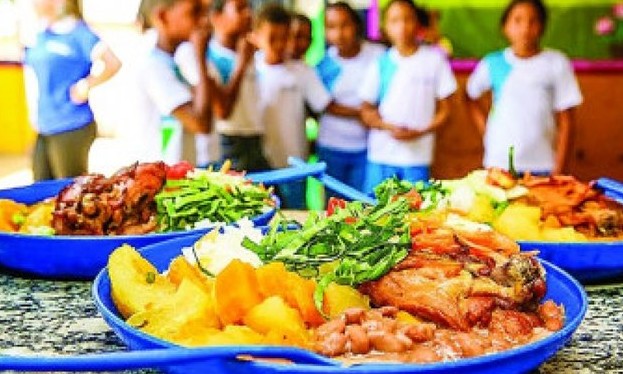 São Paulo libera R$ 55 por mês a alunos da escola pública para merenda