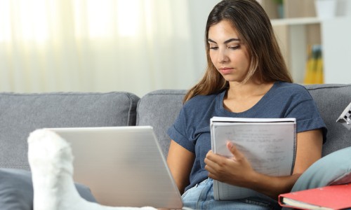 Cruzeiro do Sul oferece mais de 50 cursos online gratuitos na quarentena